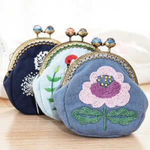 Buckle Coin Purse Embroidery Kit